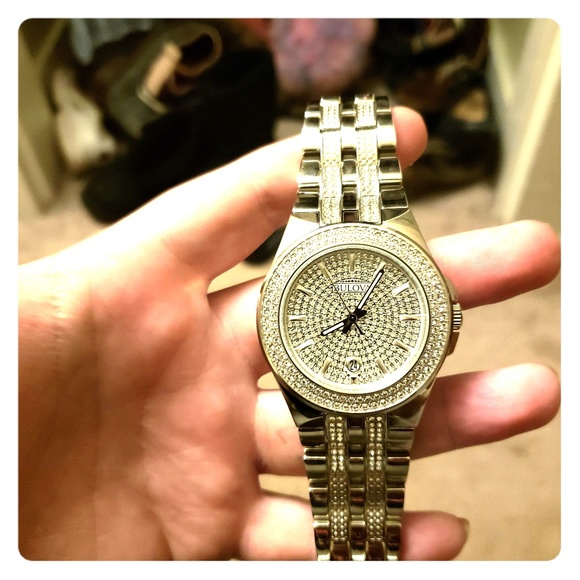 Bulova mens watch one month old - Picture 1 of 5